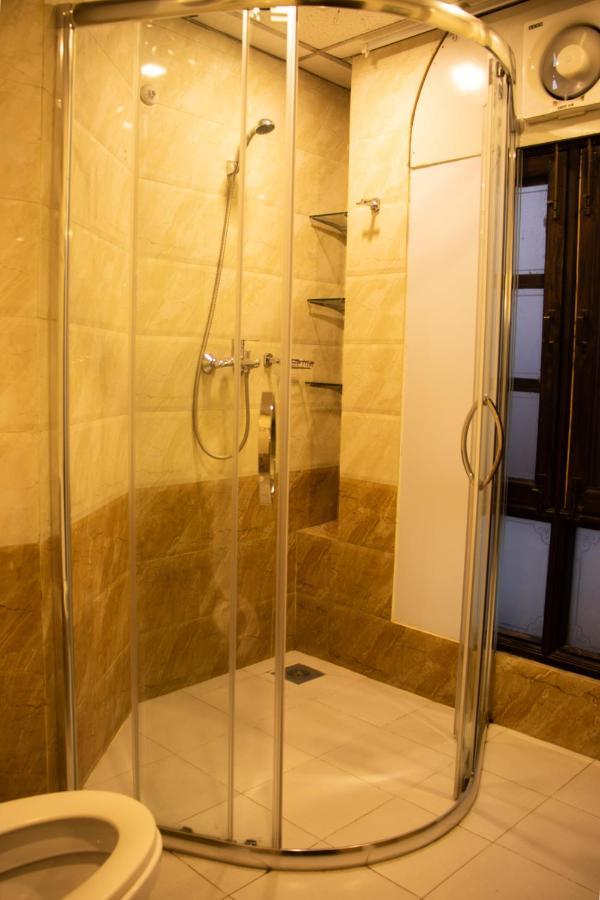 Classic Serviced Apartments Jawlakhel Exterior foto